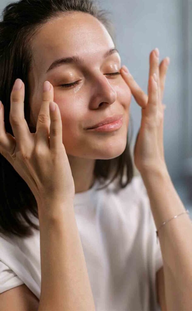 20 ways to get rid of the dark circles under the eyes wellnesswebcentral.com