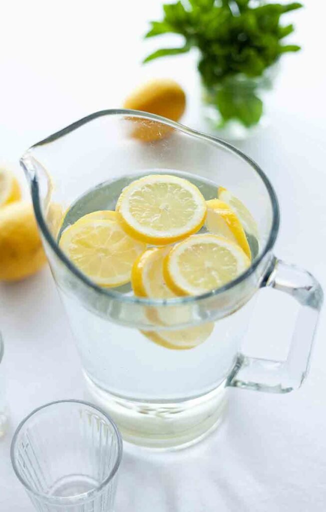 The 8 Best Benefits Of Lemon Juice For Your Body